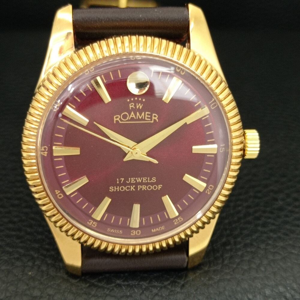 Vintage 1973 Roamer Manual Mens Gold Watch W/Leather Strap & Red accents - Picture 4 of 9